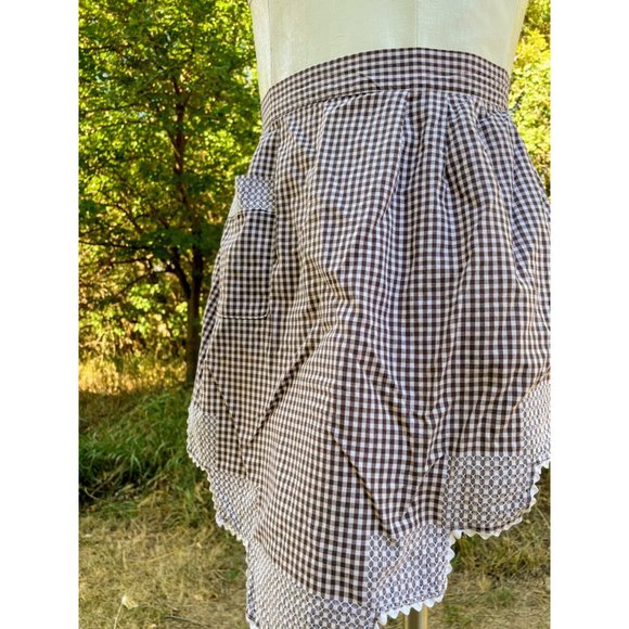 Vintage Half Apron Brown Gingham Checked Smocked Apron Farmhouse - Picture 6 of 10